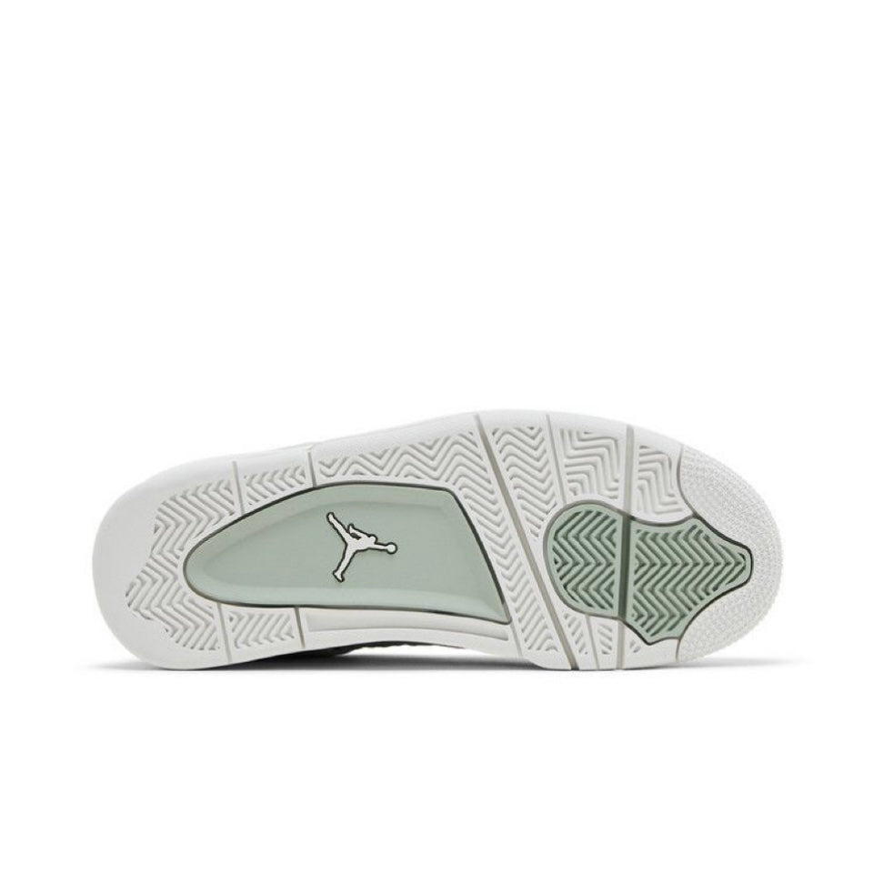 (W) Air Jordan Retro 4 "Seafoam"