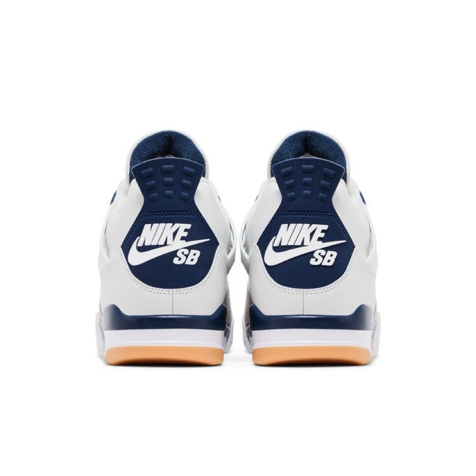(Size 9.5) Nike SB x Air Jordan Retro 4 SP "Navy"