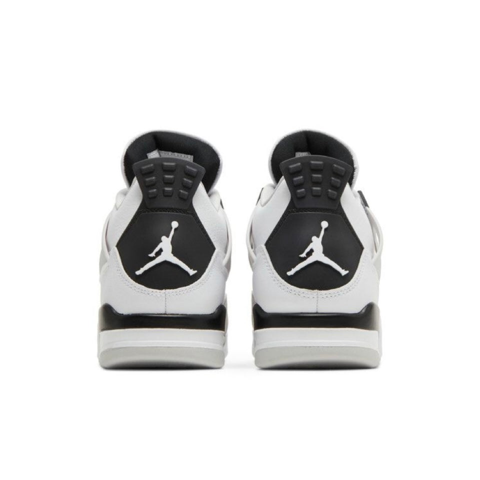 Air Jordan Retro 4 "Military Black"