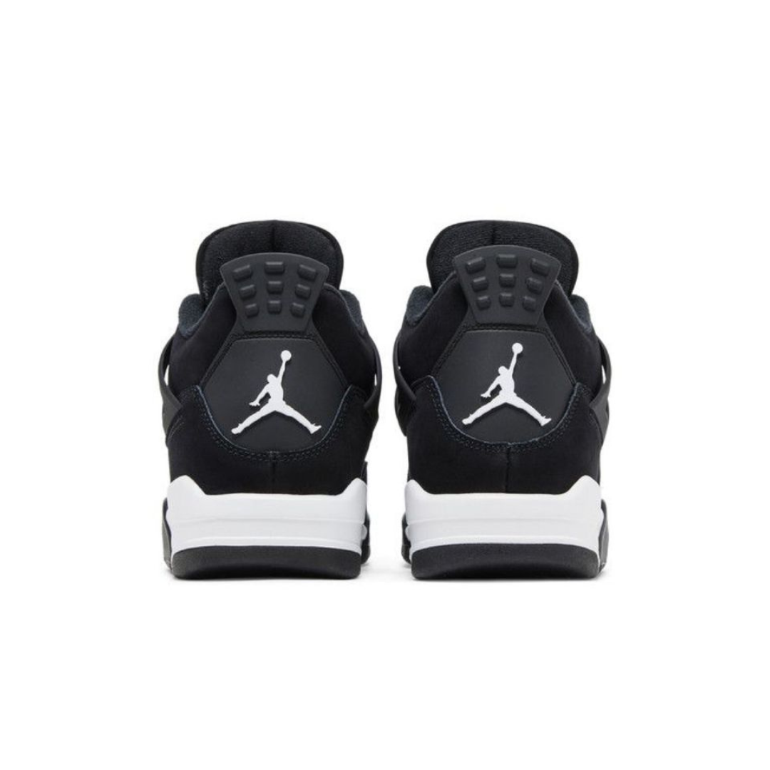 Air Jordan Retro 4 "White Thunder"