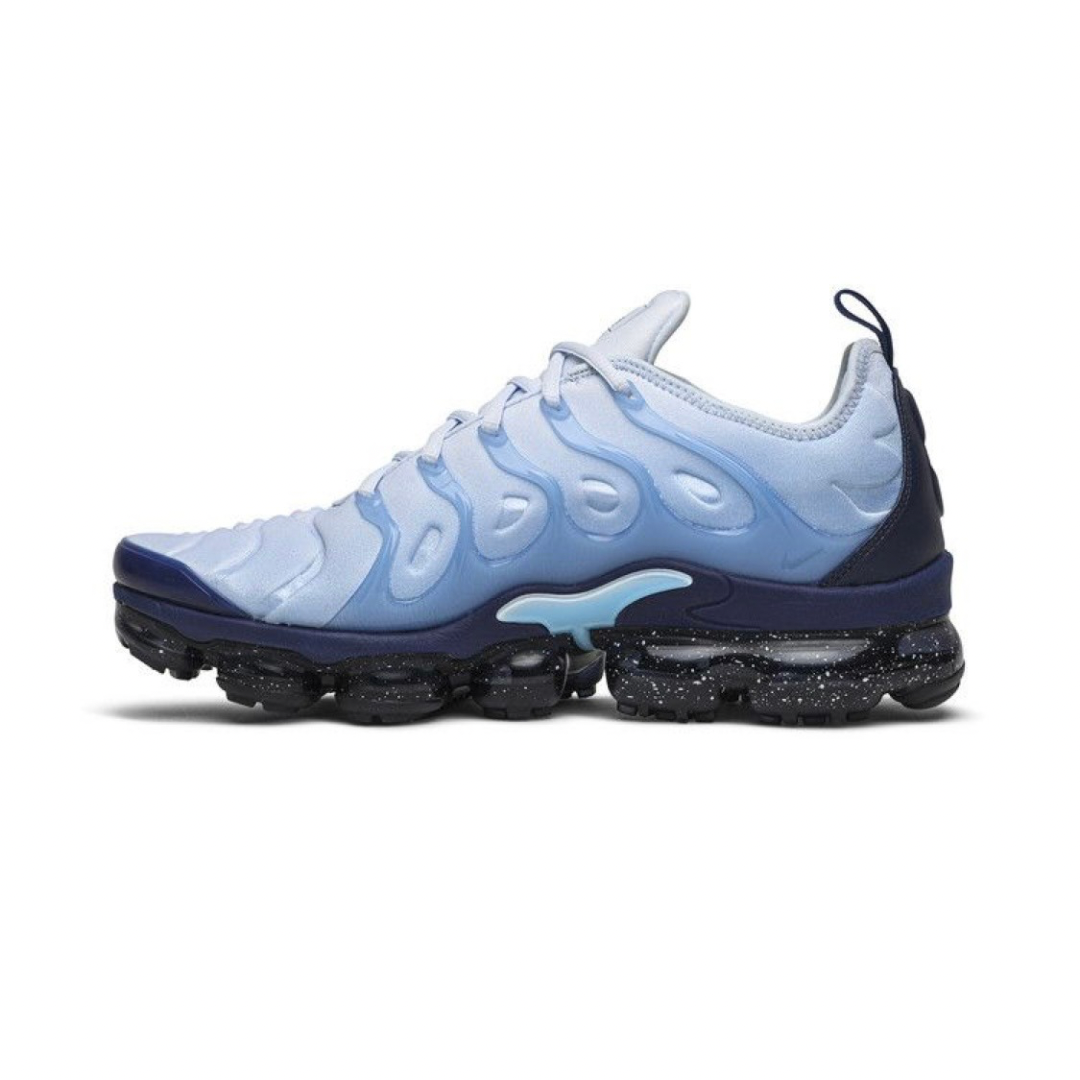 AIR VAPORMAX PLUS "BLIZZARD"