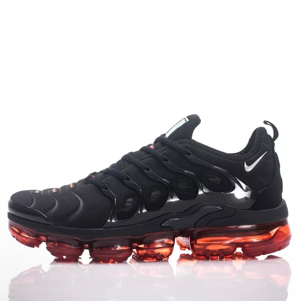Nike Air Vapormax Plus "Black Crimson Red"