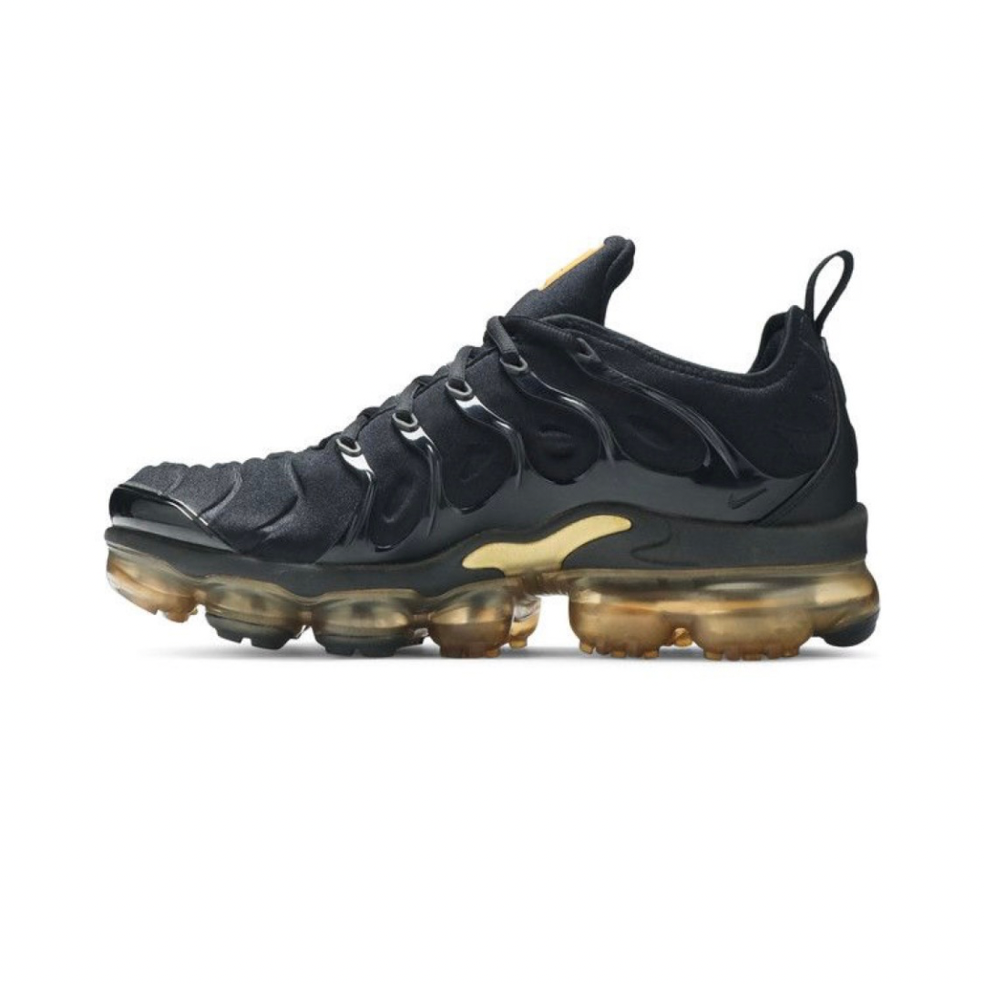 AIR VAPORMAX PLUS "BLACK GOLD"